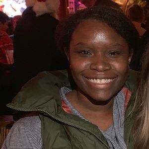 Meet your Posher, Alicia